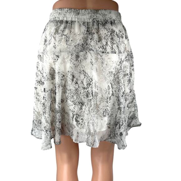 Banana Republic Black White Snakeskin High Waisted Pleated A Line Mini Skirt 2 - Picture 3 of 5